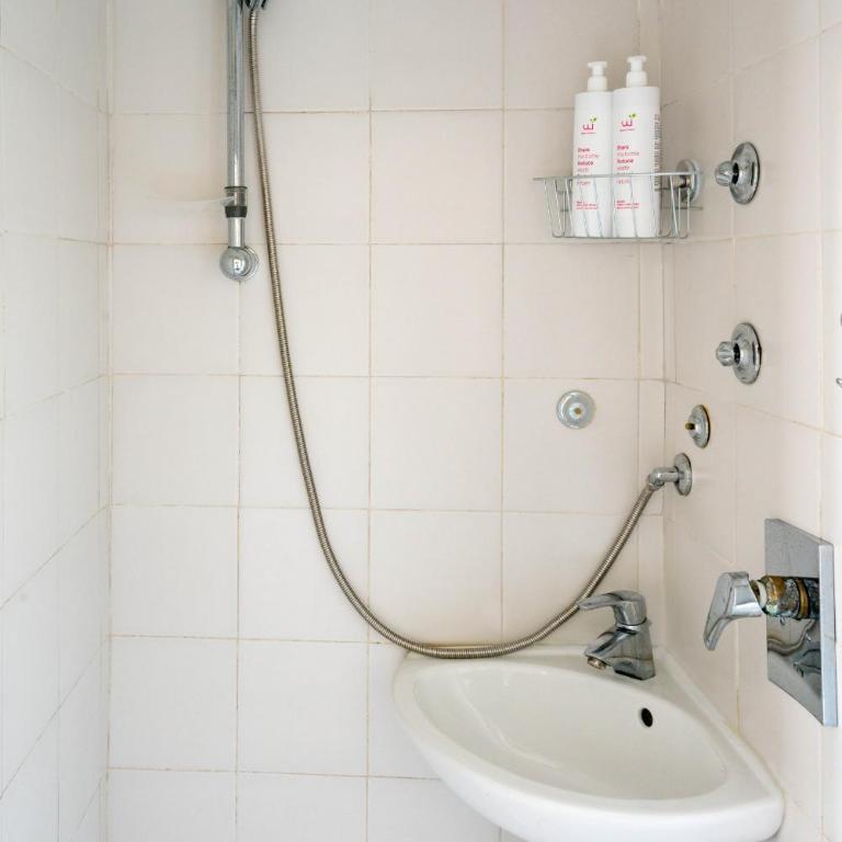 Studio San Vitale by Wonderful Italy - Appartamento Monolocale - 15