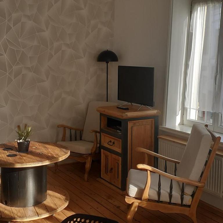 Studio 30 m2 refait à neuf idéalement situé centre ville et plage - Studio - 16