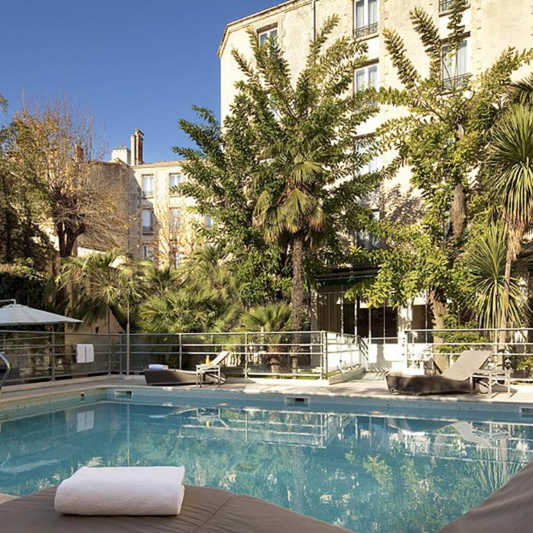 Hôtel Oceania Le Métropole - Chambre Double Supérieure - Vue sur Piscine et Jardin - 1