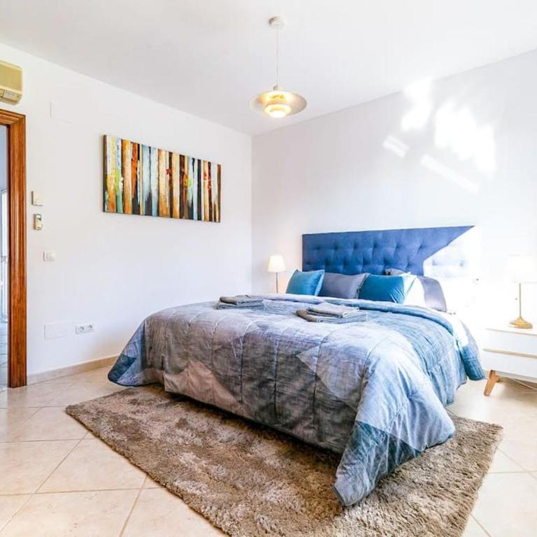 88-Exclusive Villa with Private Pool in Mijas, Malaga - Villa - 32