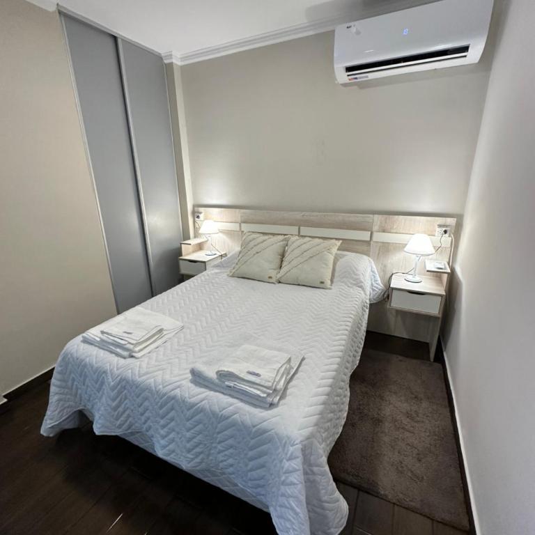 Dpto Temporario 1 - Corrientes - PQ ALQUILERES TEMPORARIOS - One-Bedroom Apartment - 1