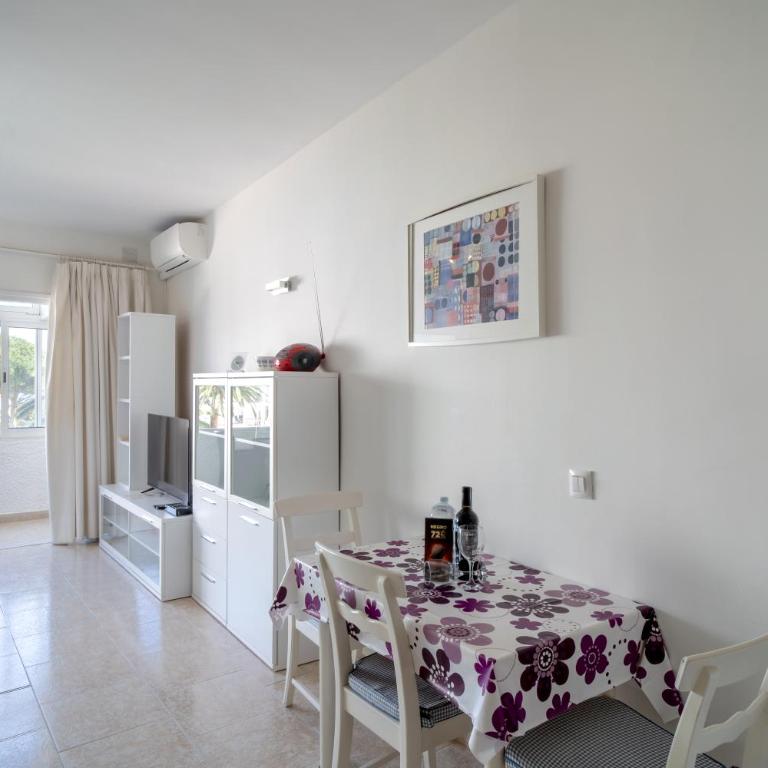 Carabeo 27 Studios Casasol - Estudio de 1 dormitorio - 11