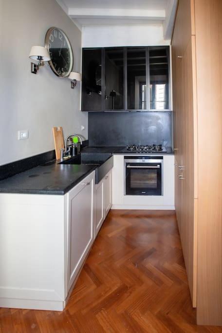 Charme and relax in downtown Parma - Appartamento con 2 Camere da Letto - 4