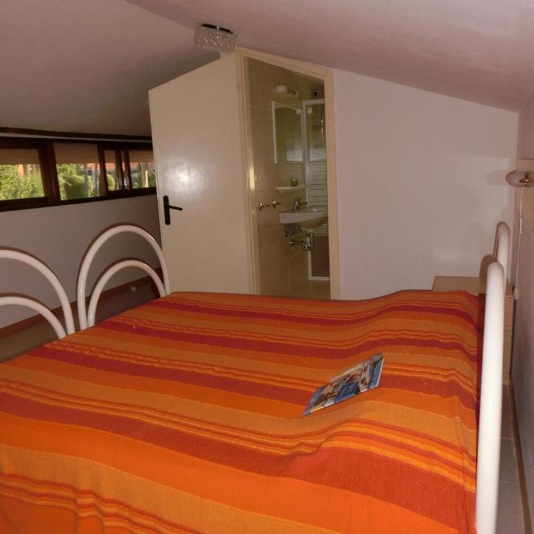 Central and bright villa with garden and parking - Appartamento - 10