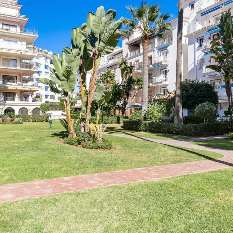 Luminoso apartamento en Andalucía del Mar - Apartamento de 2 dormitorios - 55