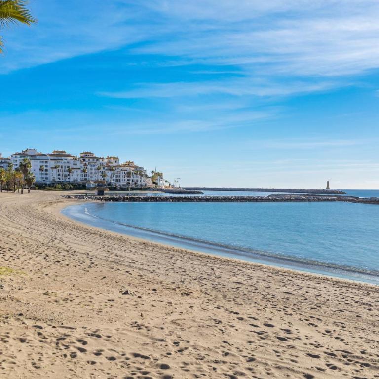 Casa cádiz 607 playas del duque - Two-Bedroom Apartment - 45