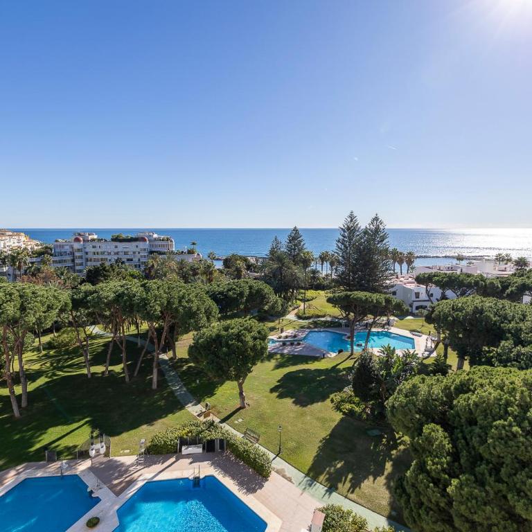Casa cádiz 607 playas del duque - Two-Bedroom Apartment - 31