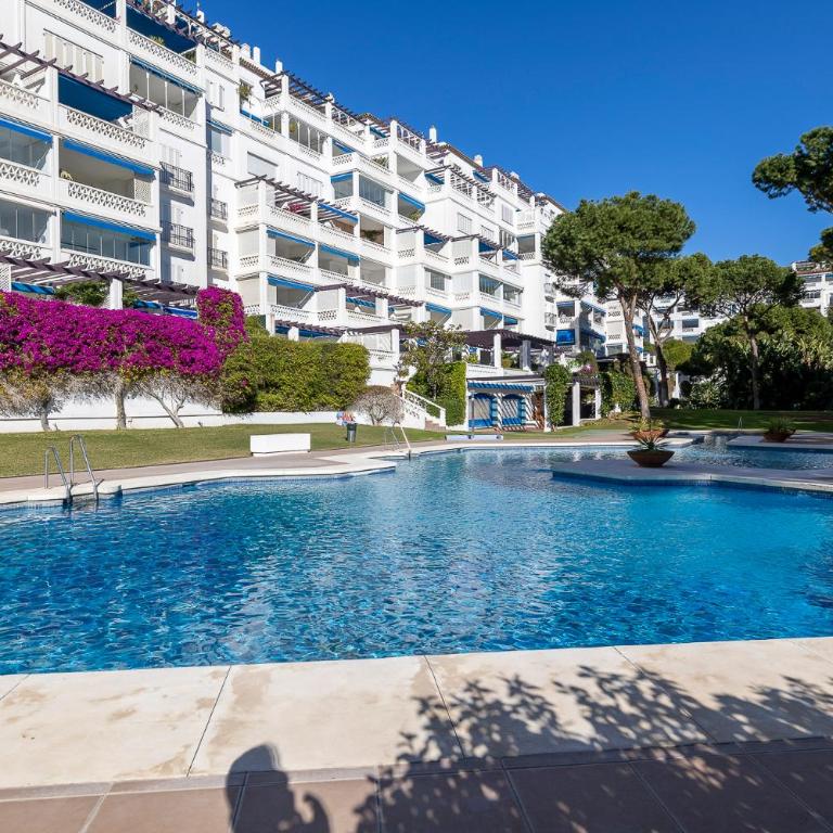 Casa cádiz 607 playas del duque - Two-Bedroom Apartment - 27