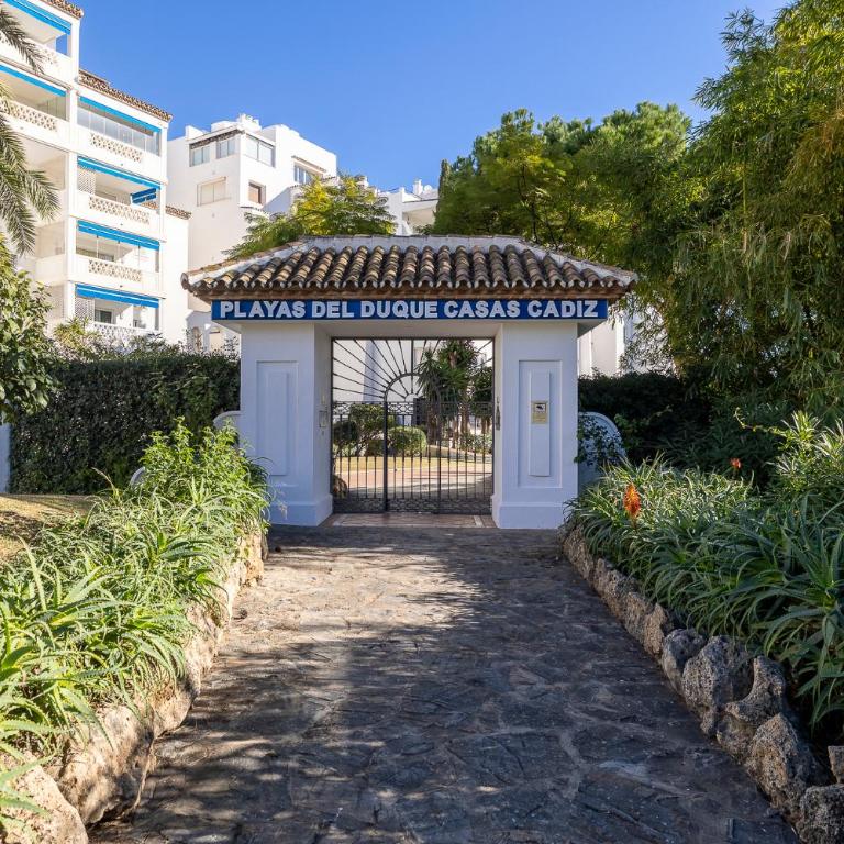 Casa cádiz 607 playas del duque - Two-Bedroom Apartment - 41