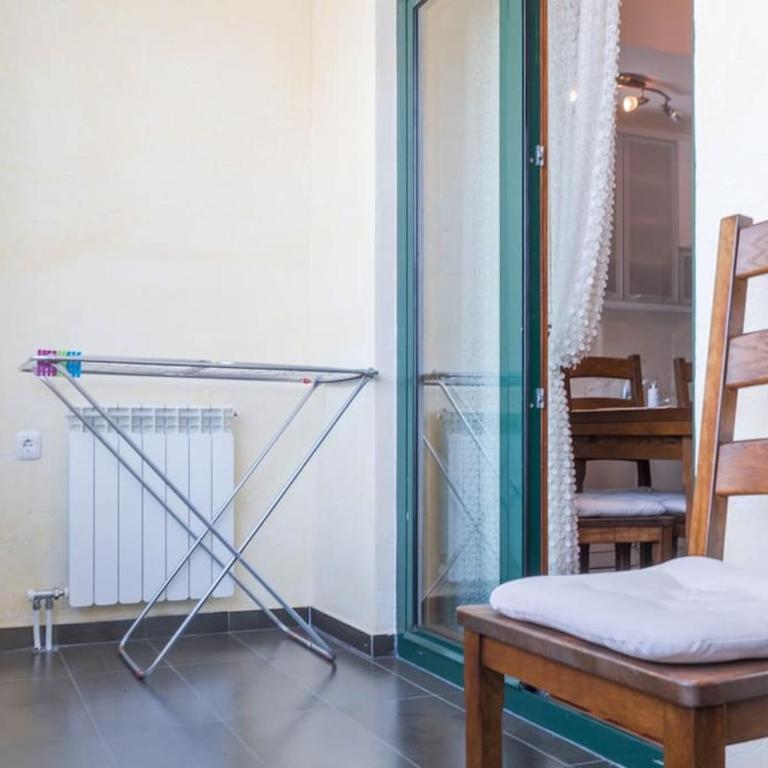 APARTMAN LARA - One-Bedroom Apartment - 3