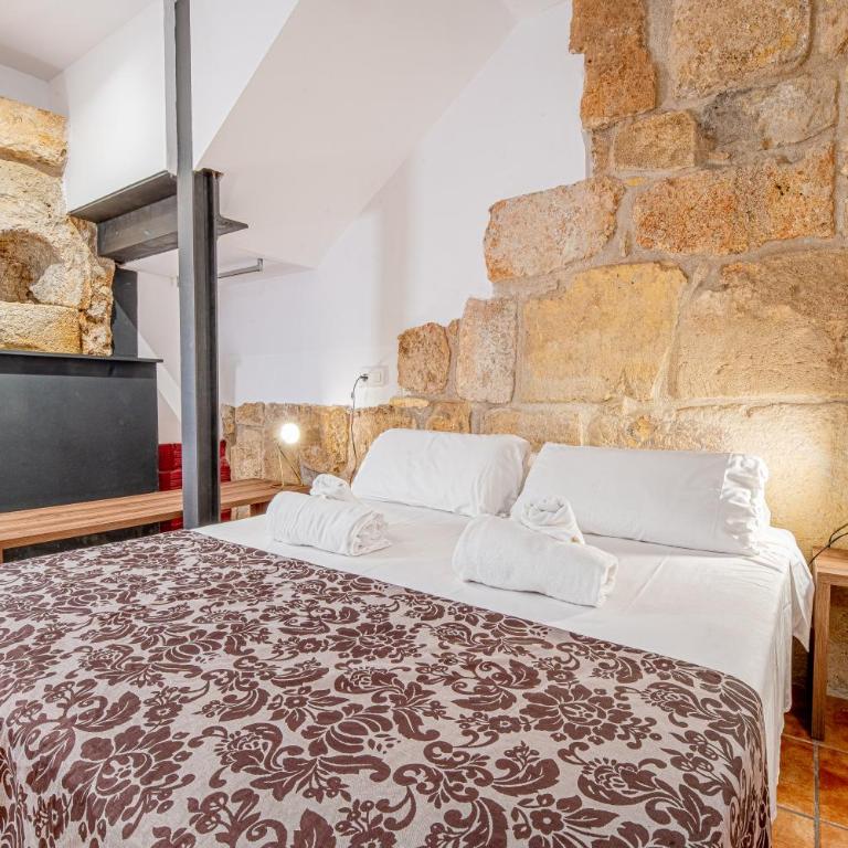 Planta baja en la muralla romana junto a la Catedral - Apartamento de 1 dormitorio - 5