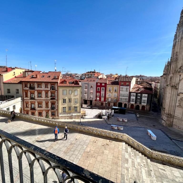 AtuaireHome Balcón con vistas a la Catedral de Burgos - Apartamento de 2 dormitorios - 24