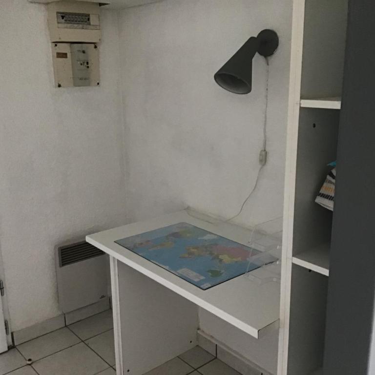Studio quartier Porcé 5 mn plage - Appartement 1 Chambre - 3