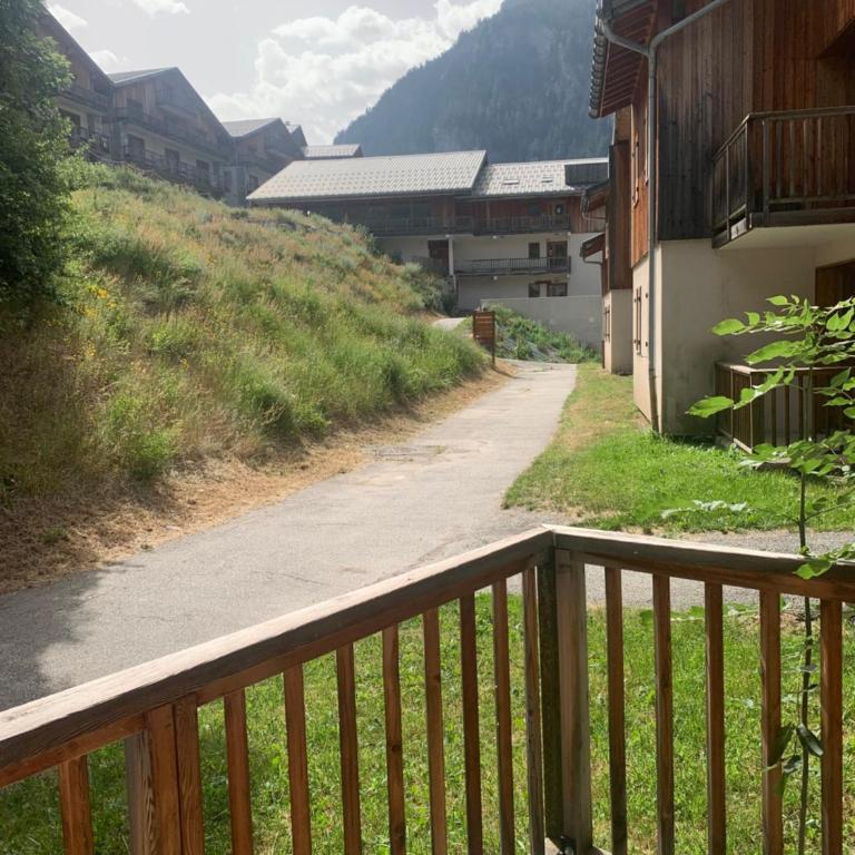 Appartement 6 couchages - Orelle 3 Vallées - Spa & Piscine - - Appartement 2 Chambres - 23