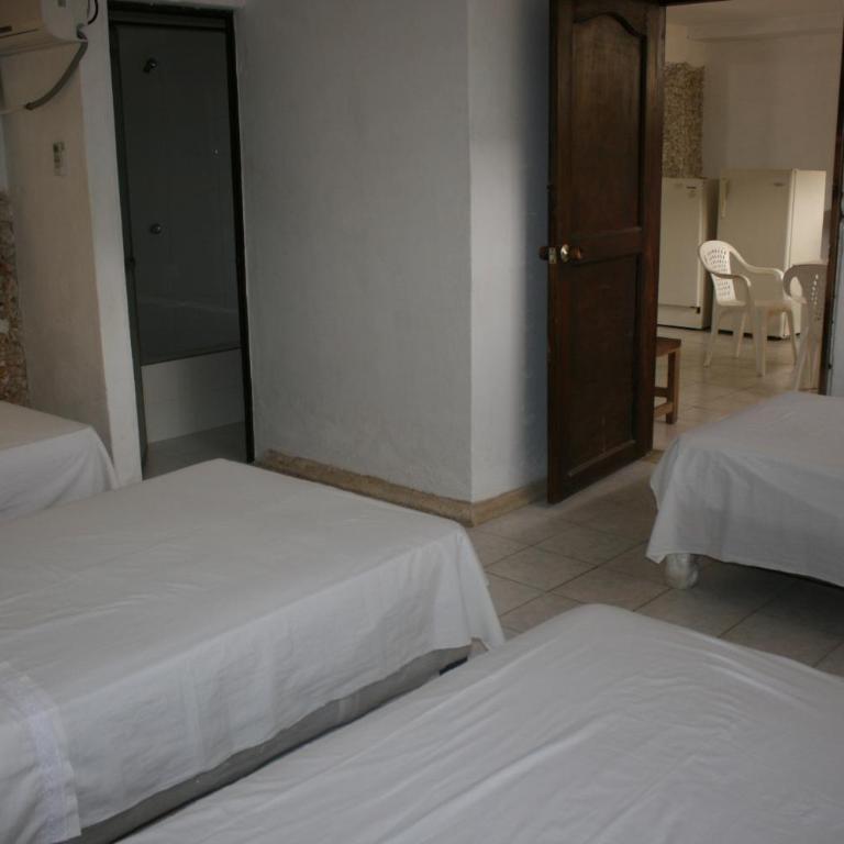 Vivienda Turística El Castillo - Habitación Triple - 7