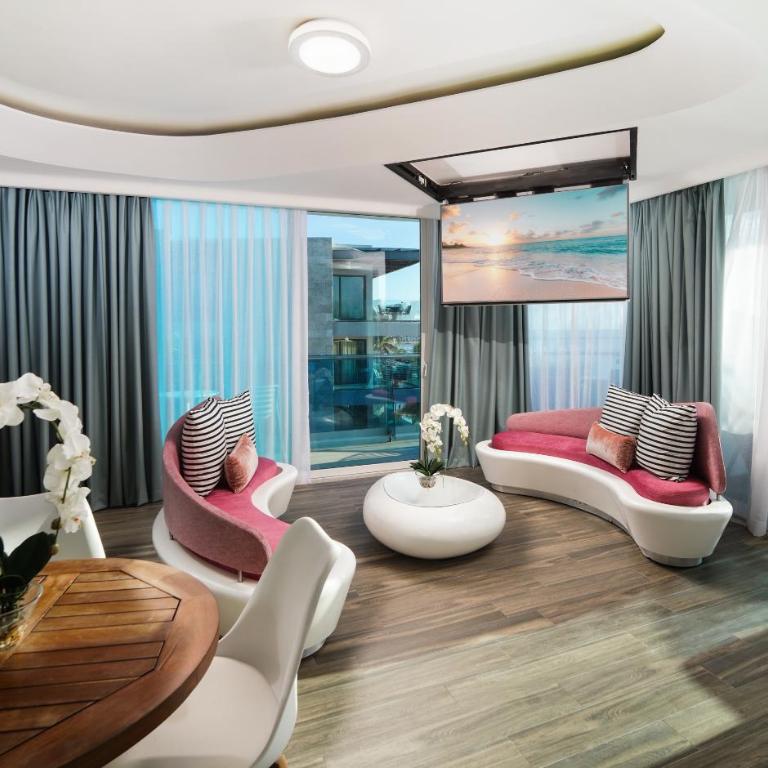 The Carmen Hotel - Ocean Front - Ocean Front Luxury Suite - 2