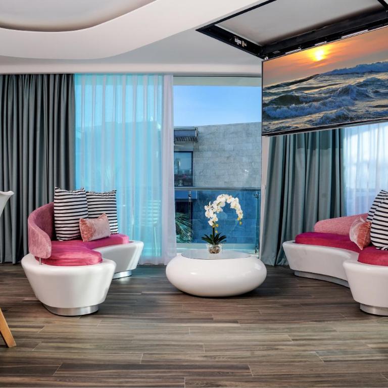 The Carmen Hotel - Ocean Front - Ocean Front Luxury Suite - 4