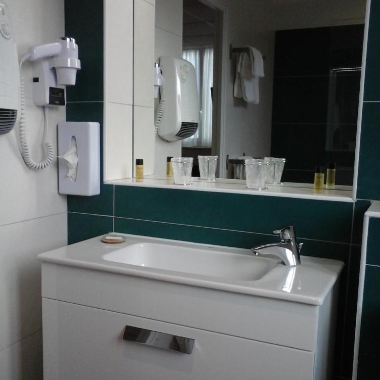 Hôtel Carmin - Chambre Double Supérieure - 3
