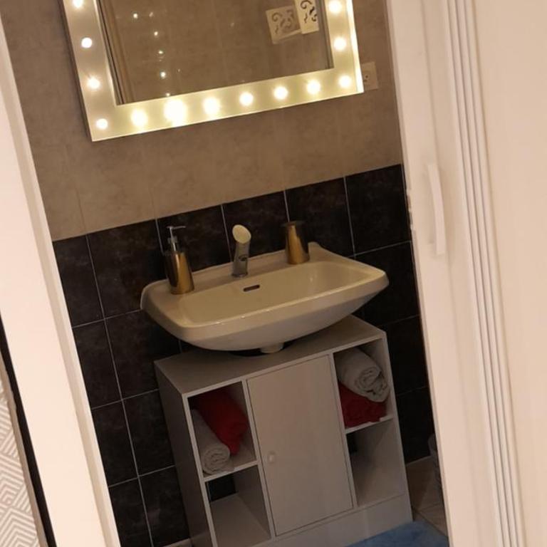 Très belle Appartement F1 bis - Appartamento con 1 Camera da Letto - 8