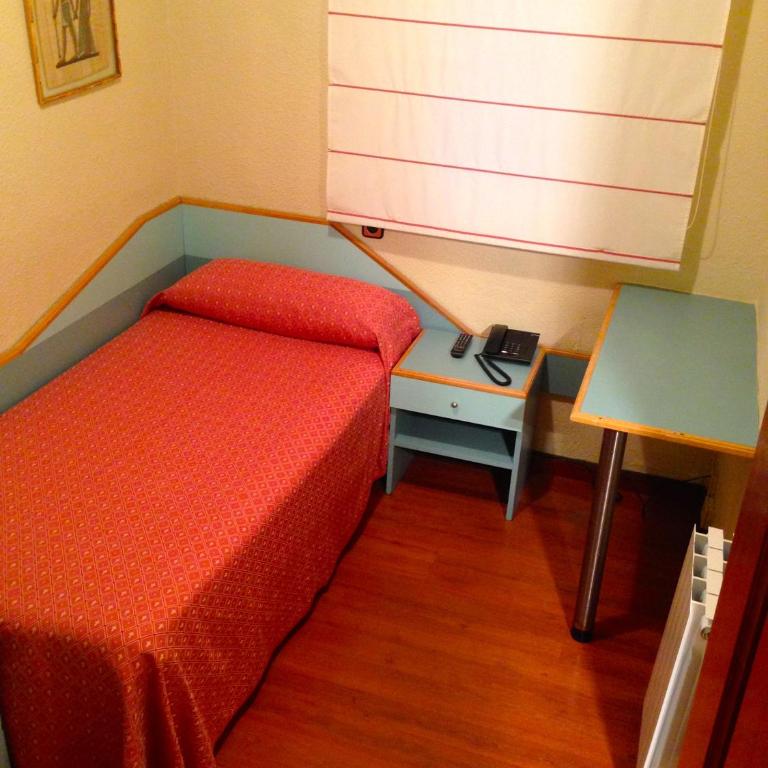 Hotel Pelayo - Single Room - 7