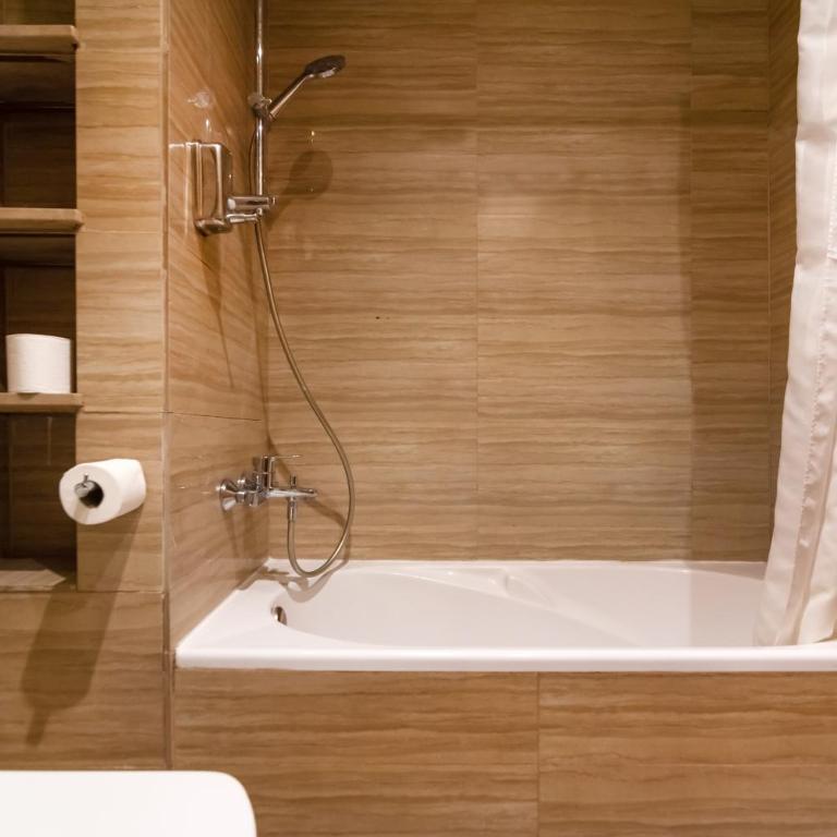 Hostal House - Standard Twin Room - 5