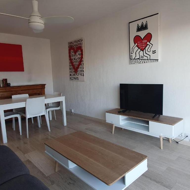 Charmant 2 pièces balcon vue mer - Appartement - Vue sur Mer - 10