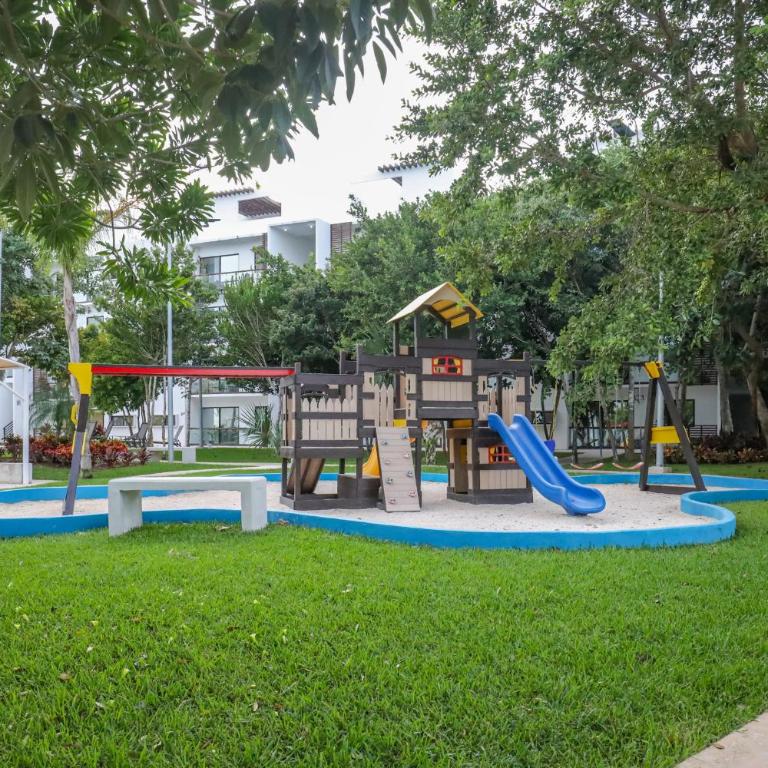 Departamento Lirios Residencial para 5 Alberca - Apartamento de 2 dormitorios - 3