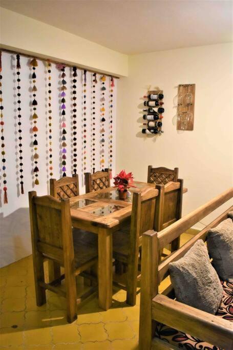 La casita, ubicada en el centro - Four-Bedroom House - 11
