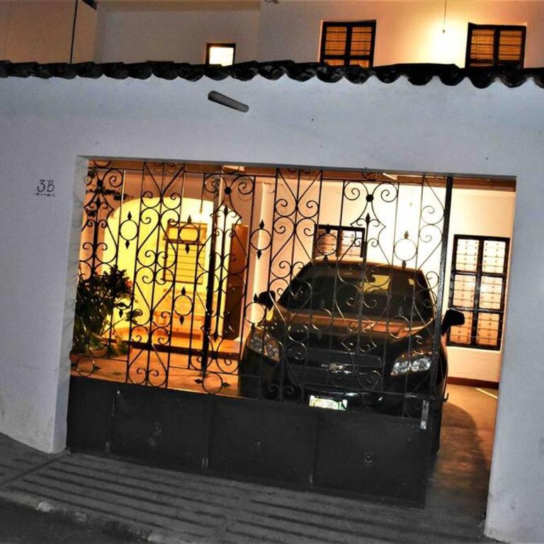 La casita, ubicada en el centro - Four-Bedroom House - 16