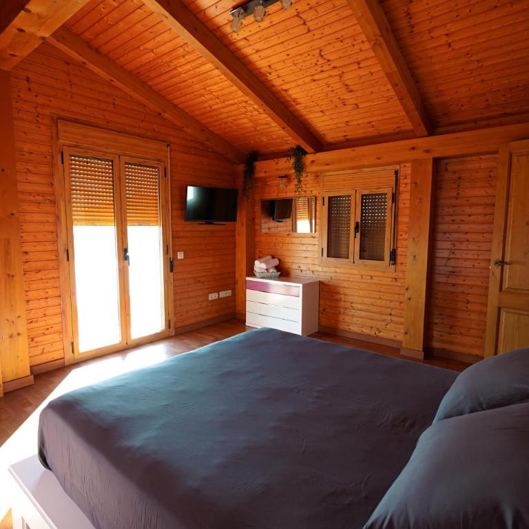 Casa la Pau - Five-Bedroom House - 22