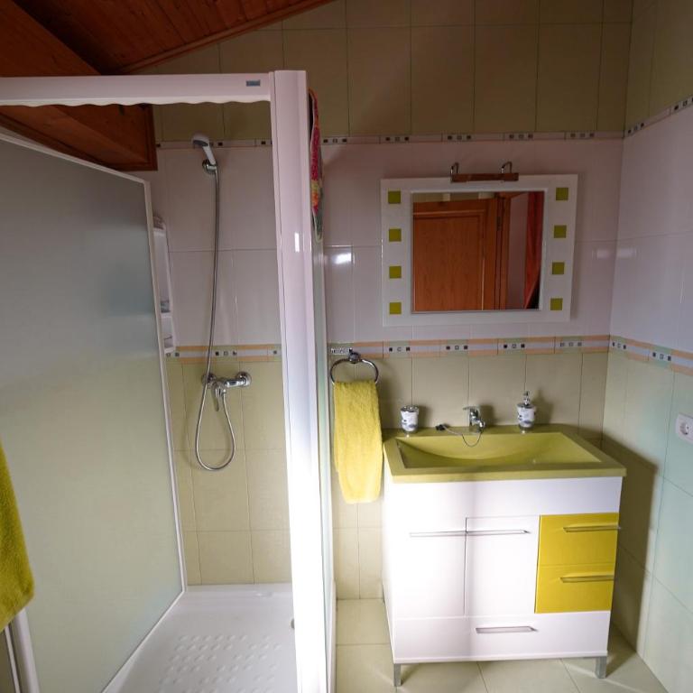 Casa la Pau - Five-Bedroom House - 29