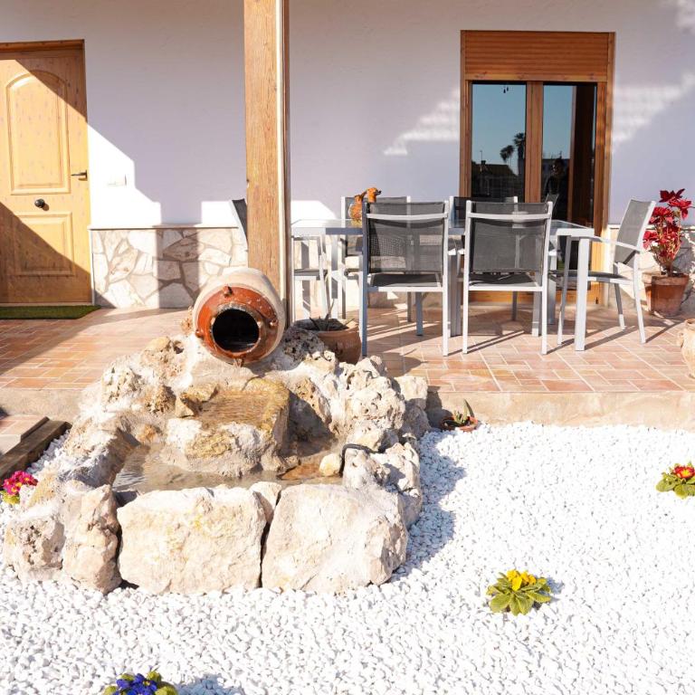 Casa la Pau - Five-Bedroom House - 11