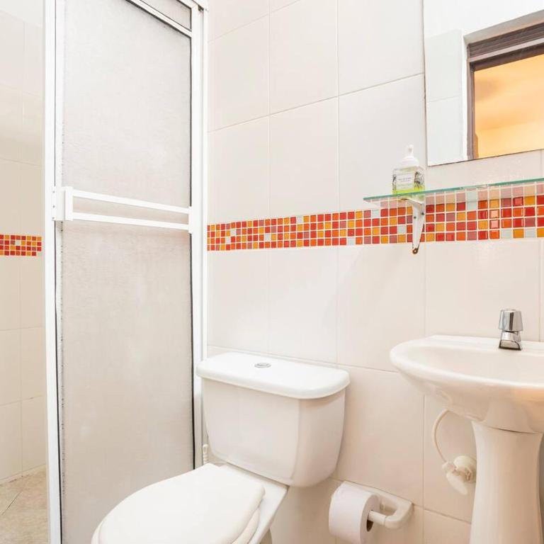 Casa Clandestina Guest House - Habitación Doble con baño privado - 25