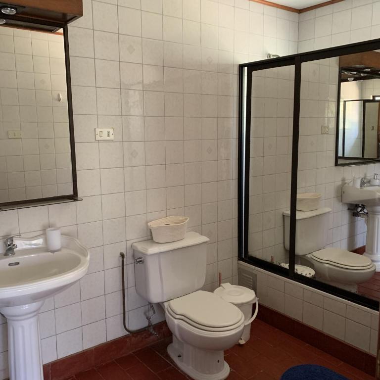 Casa tranquila y central con piscina en Olmué - Casa de 3 dormitorios - 23