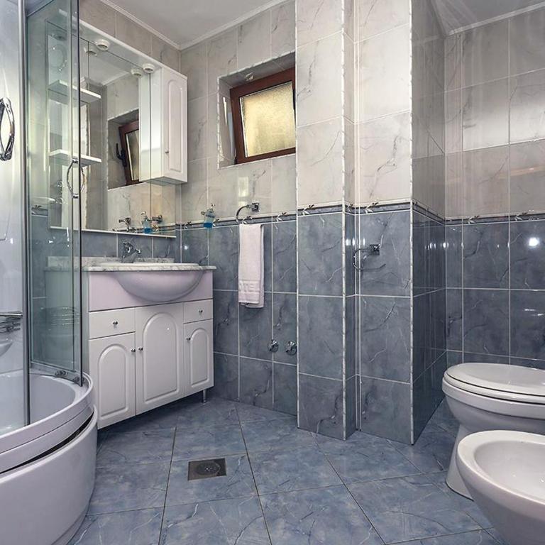 Villa M - One-Bedroom Apartment - Sea Side - 4