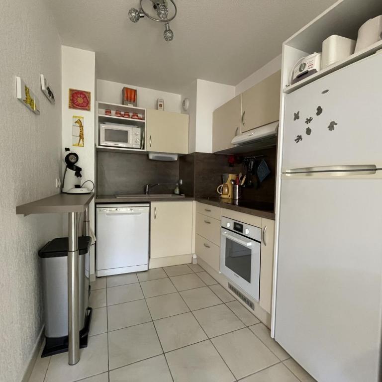 Appartement 2 pièces cosy avec terrasse et garage privé, proche plage - FR-1-338-5 - Appartement (4 Adultes) - 8