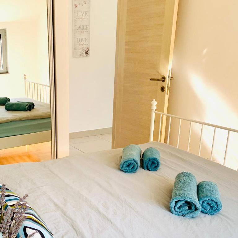 Lavender Bay Apartment C31 - One-Bedroom Apartment - 2