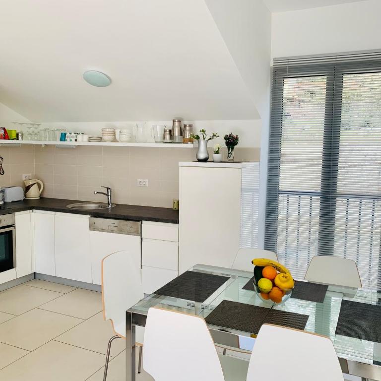 Lavender Bay Apartment C31 - One-Bedroom Apartment - 12