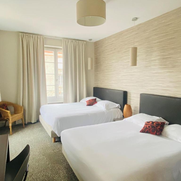 Hôtel Marguerite - Chambre Supérieure (1 à 4 Personnes) - 2