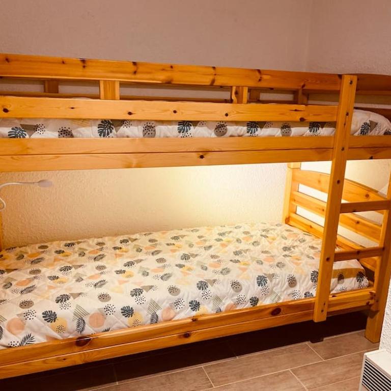Farniente et douceur en plein Centre de Calvi - Two-Bedroom Apartment - 18