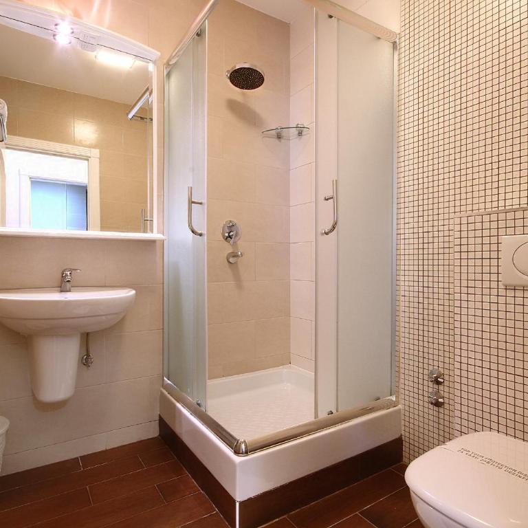 Hotel Bella Vista - Apartman s 1 Spavaćom Sobom (4 Odraslih) - 2