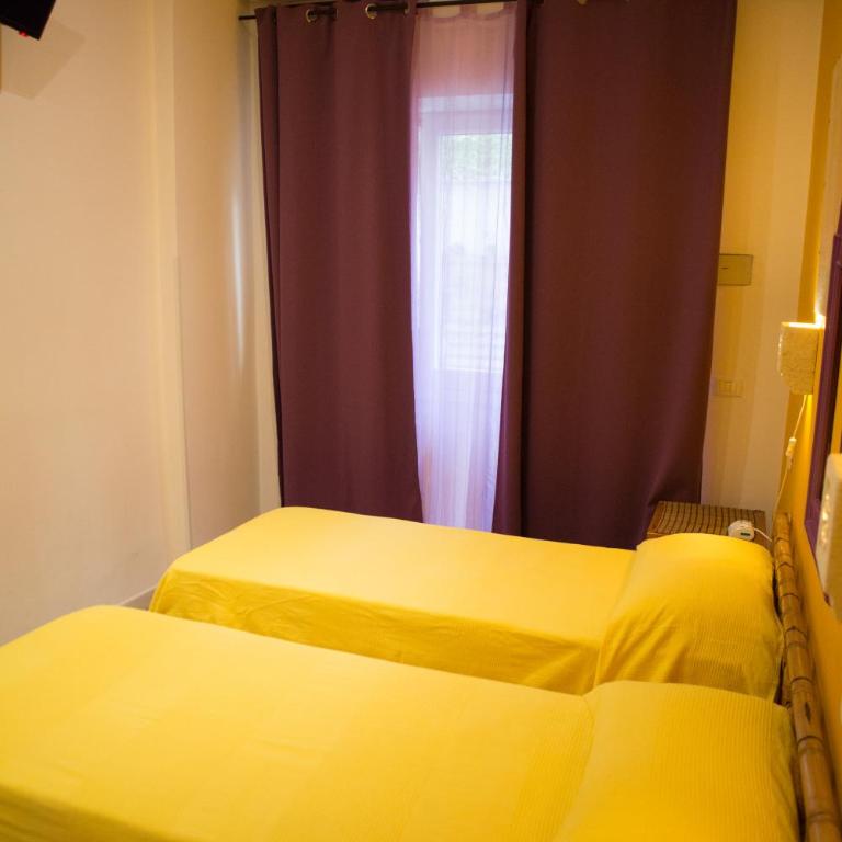 Lanzies Guesthouse - Camera Matrimoniale/Doppia con Letti Singoli con Terrazza - 9