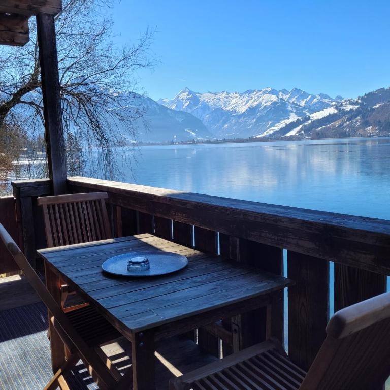 Waterfront Apartments Zell am See - Steinbock Lodges - Apartment mit Seeblick - 1