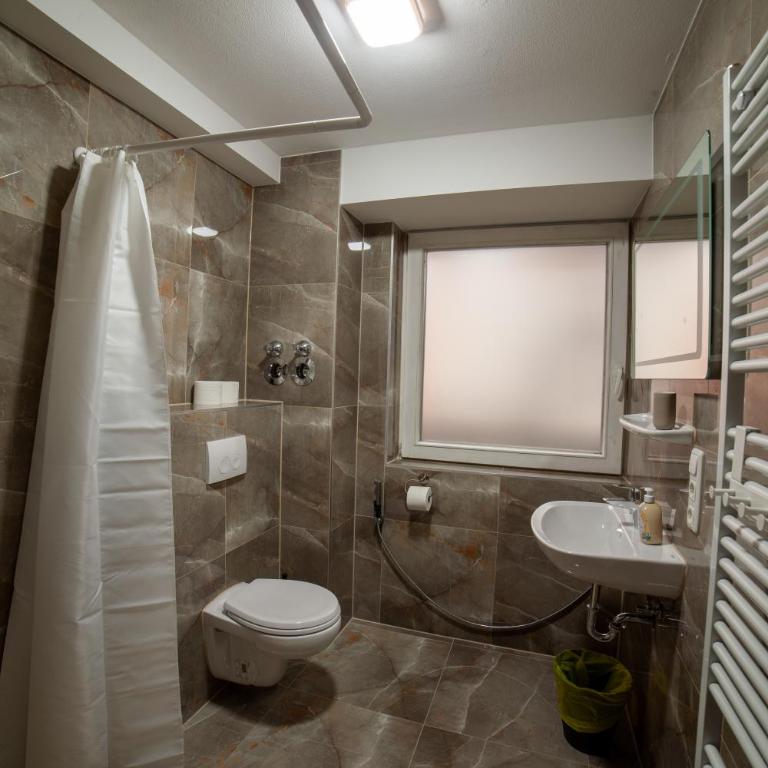 Beautiful 2-bedroom-Apartment near Olympiapark - Apartamento de 2 dormitorios - 2