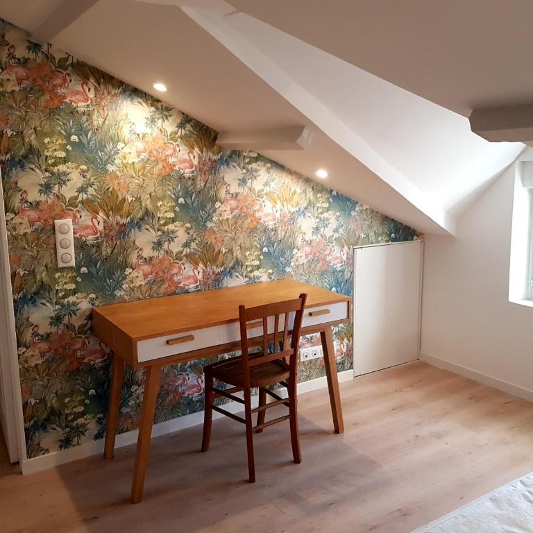 Jolie SUITE de 28m² - LA HUME Centre - Chambre Double - 2