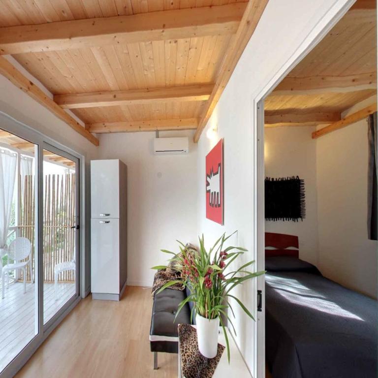 Aquacamp - Two-Bedroom Bungalow with Private Bathroom - 9