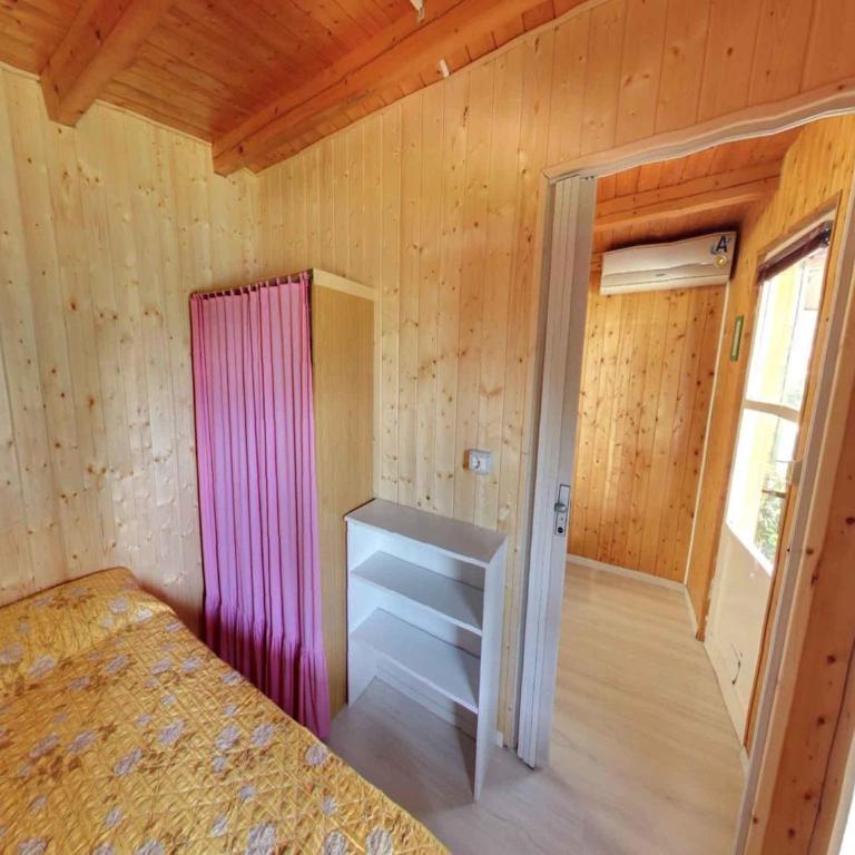 Aquacamp - Two-Bedroom Bungalow with Shared Bathroom - 10