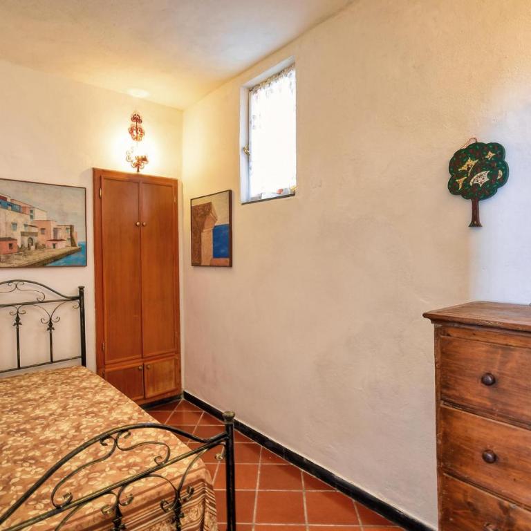 Awesome Home In La Spezia With Wifi - Casa Vacanze con 4 Camere da Letto - 21