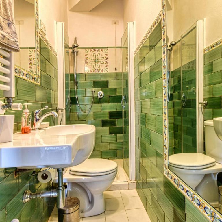 Awesome Home In La Spezia With Wifi - Casa Vacanze con 4 Camere da Letto - 28