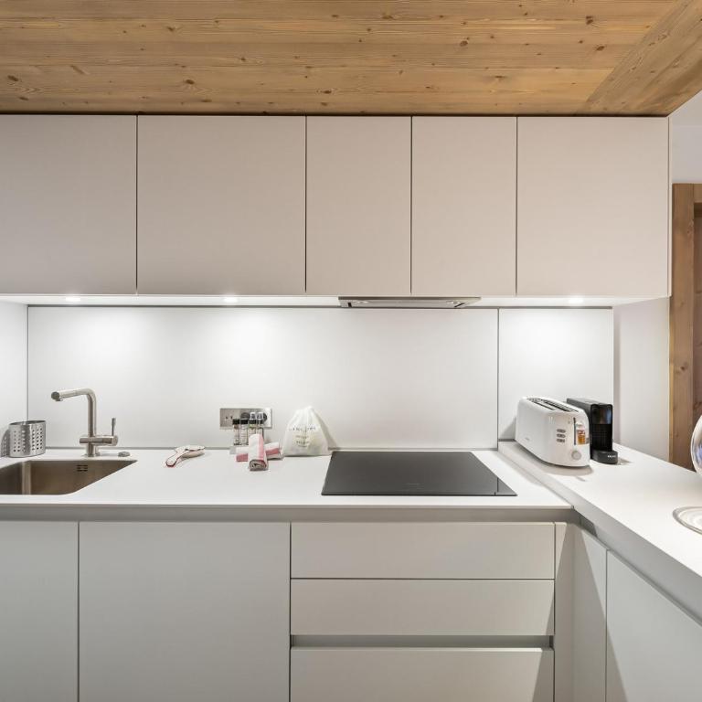 Magnifique appartement 76m² à Courchevel, proche pistes, 3 chambres, parking - Apartamento de 2 dormitorios - 4